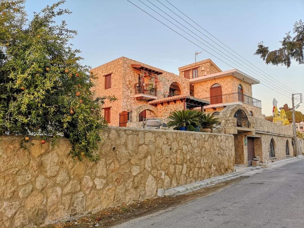 Hanna Koumi Boutique Hotel Kormakiti Exterior photo